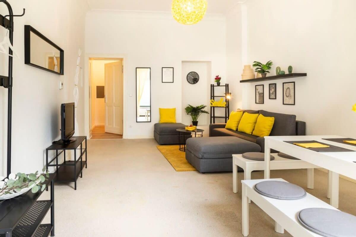 Modern 2 Bedroom Apartment In Berlin Schoeneberg Dış mekan fotoğraf