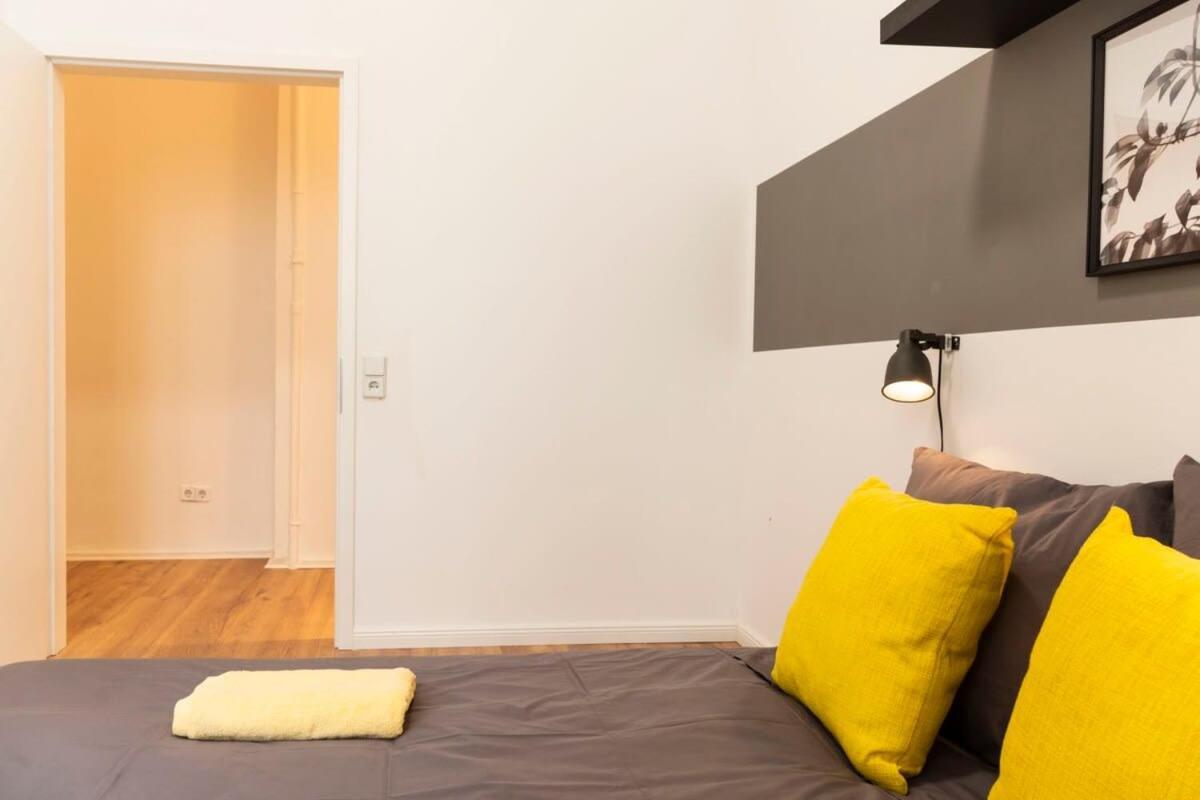 Modern 2 Bedroom Apartment In Berlin Schoeneberg Dış mekan fotoğraf