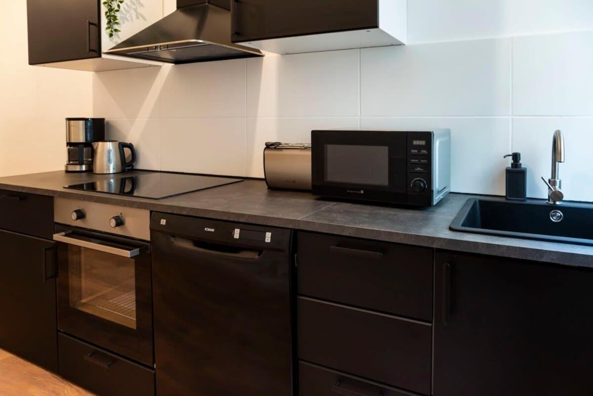 Modern 2 Bedroom Apartment In Berlin Schoeneberg Dış mekan fotoğraf